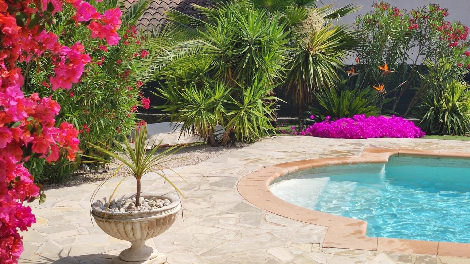 Grand Appartement Dans Maison Avec Piscine Privee เฟรฌูส ภายนอก รูปภาพ